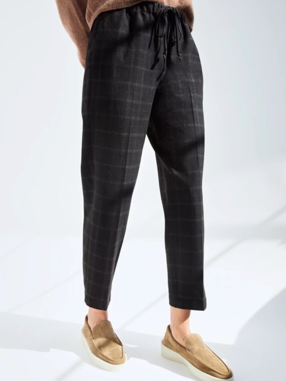 Aritzia Babaton Jimmy Pant Black Fine Grid Plaid Drawstring Trousers